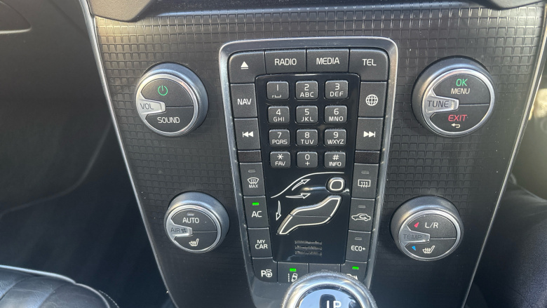 Volvo V40 T2 [122] R DESIGN Pro 5dr Geartronic Petrol Hatchback